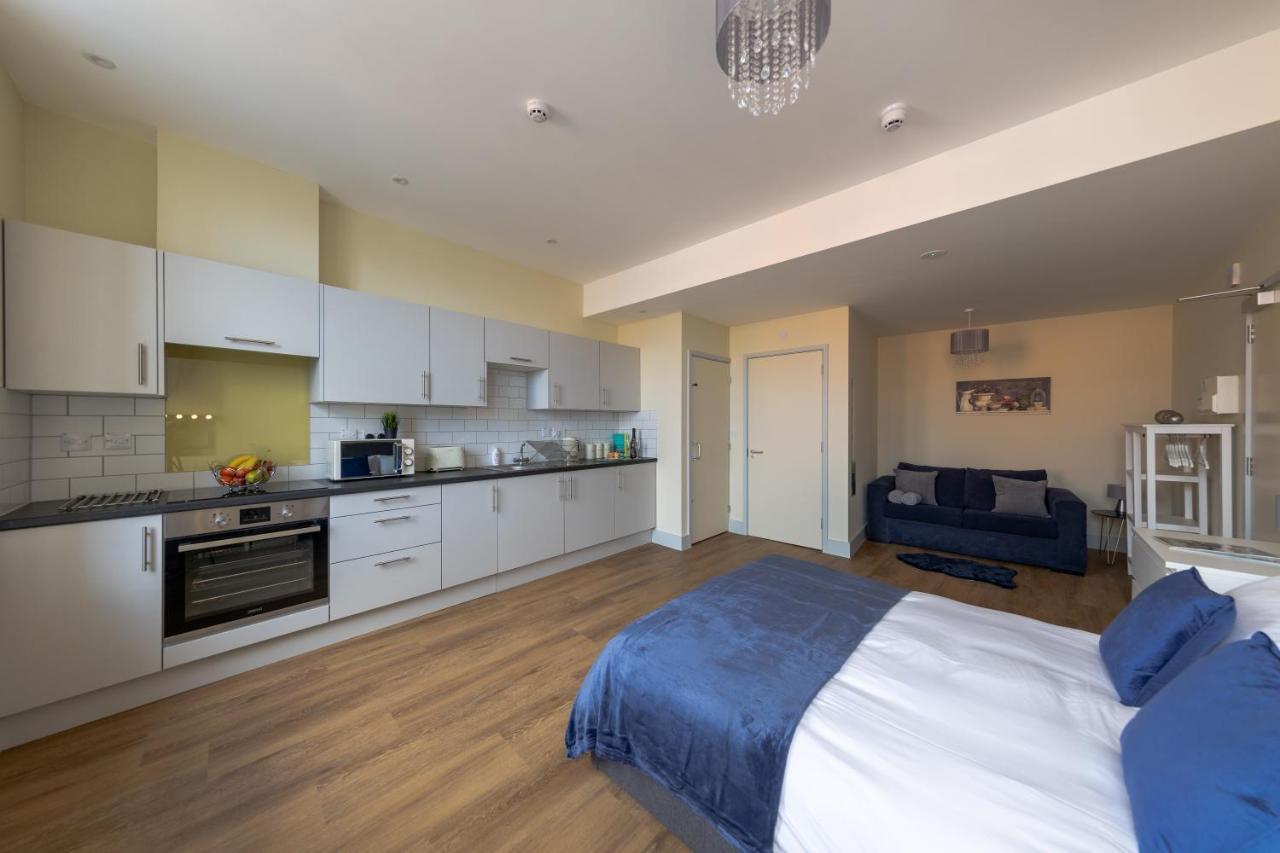 Hereford City Centre - Apartment 7, Isabella House - Modern Apartment In The Heart Of The City - Sleeps 2 Guests - Hosted By Rentmyhouse Ngoại thất bức ảnh