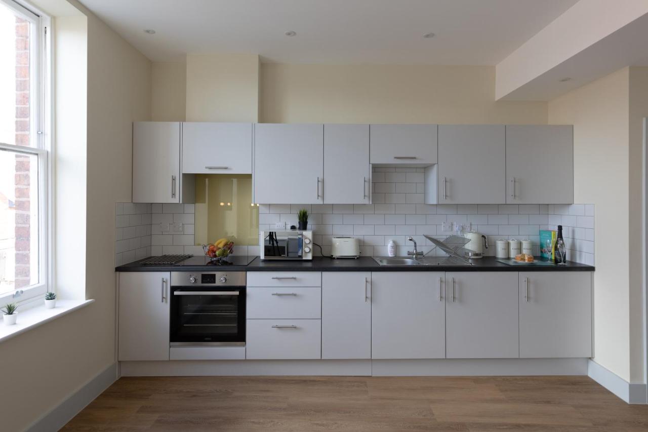 Hereford City Centre - Apartment 7, Isabella House - Modern Apartment In The Heart Of The City - Sleeps 2 Guests - Hosted By Rentmyhouse Ngoại thất bức ảnh